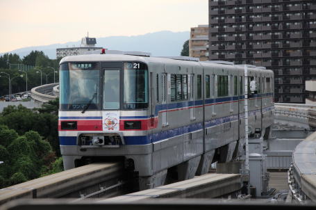 大阪モノレール 千里中央駅