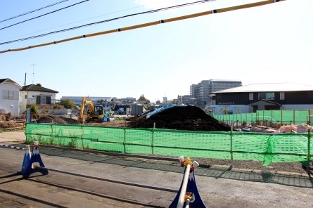 旭町陸橋の工事区画底部