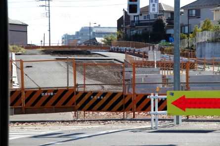 多摩モノレール町田延伸ルート木曽団地南交差点中央より町田駅側を見る