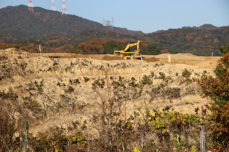 彩都中央東地区造成工事の様子