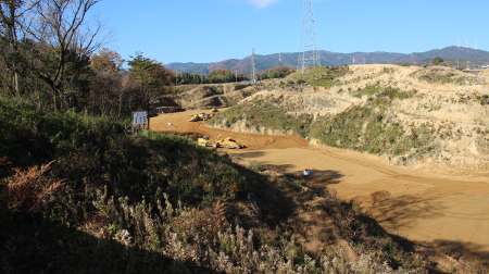 大阪モノレール彩都線山手台車庫進入部方向を見る