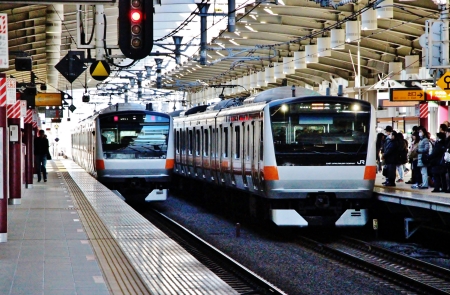 中央線武蔵境駅