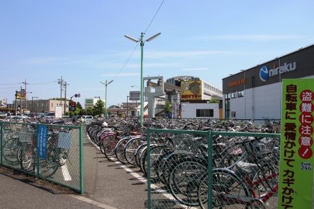 多摩モノレール箱根ヶ崎延伸ルートを新青梅街道より見る