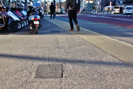 本村橋交差点付近の向ヶ丘遊園モノレール廃線支柱跡