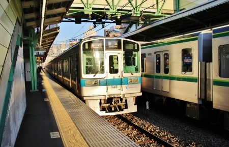 小田急線向ヶ丘遊園駅ホーム