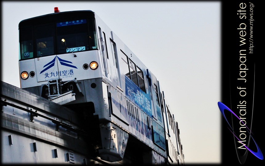 kBm[J` Photo c
