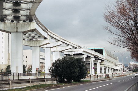 大阪高速鉄道阪大病院前