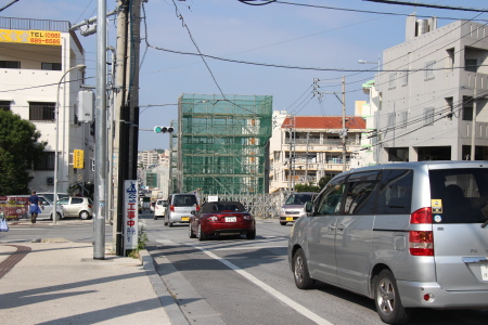 建設が進むモノレール支柱